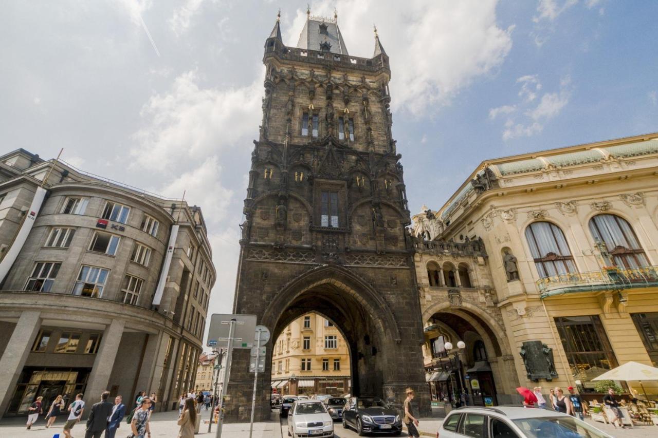Luxury Apartment In The Centre Praha Bagian luar foto