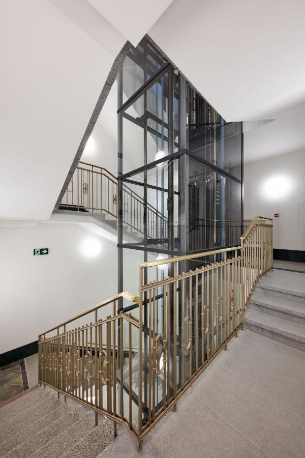 Luxury Apartment In The Centre Praha Bagian luar foto